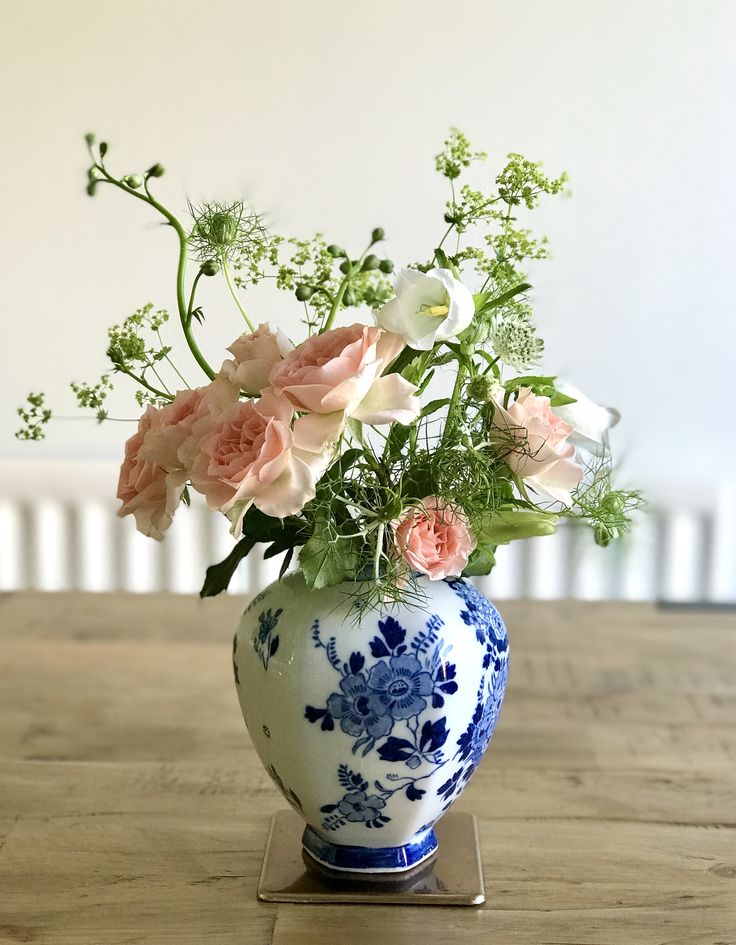 FLOWER VASES